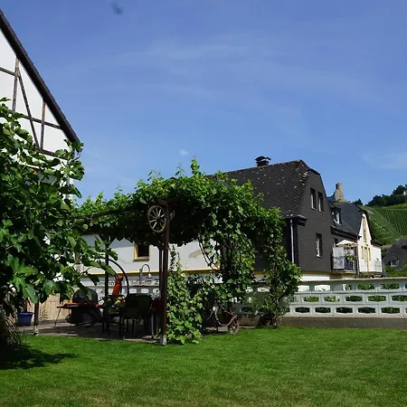 Arns Hotel 2*